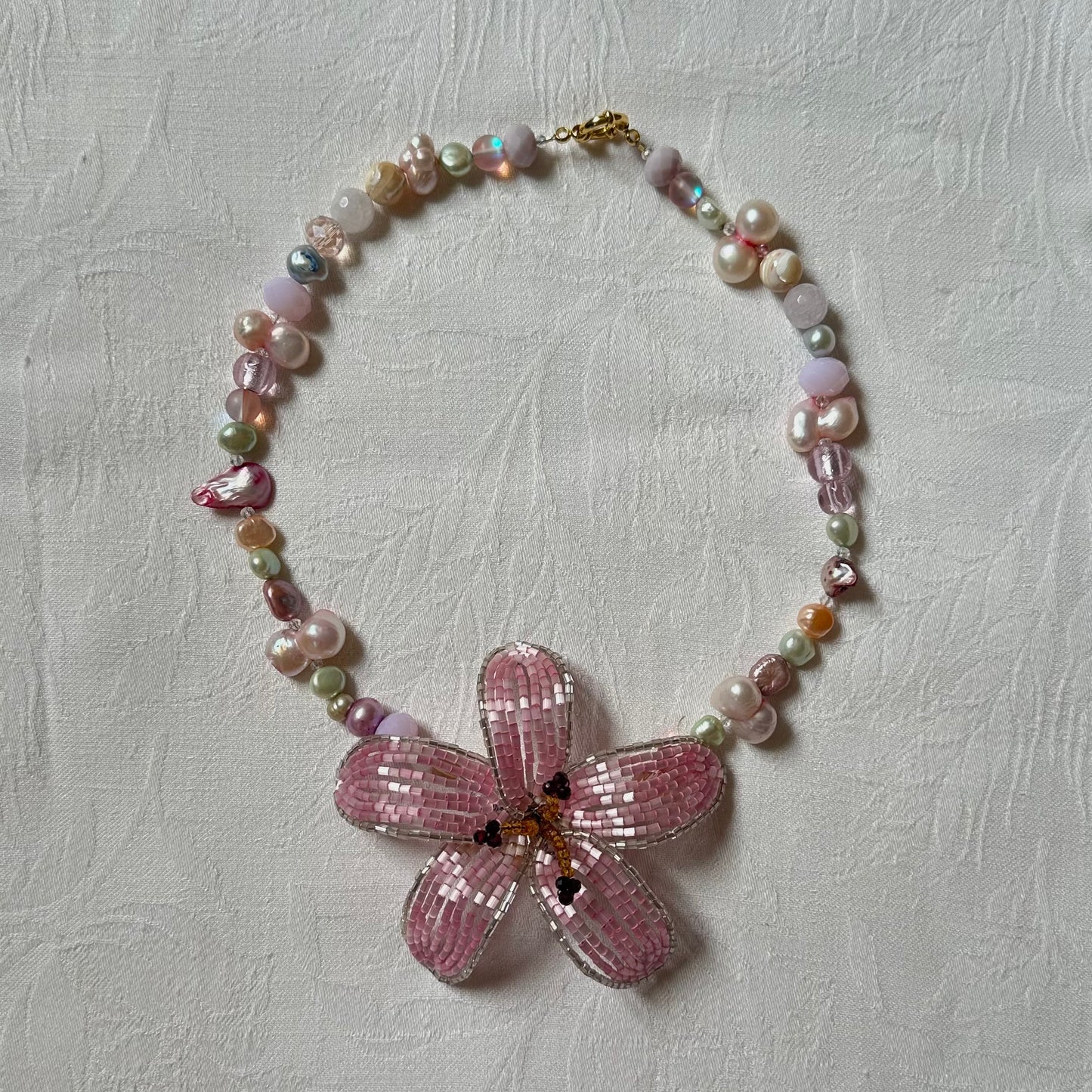 Pearl & Petal